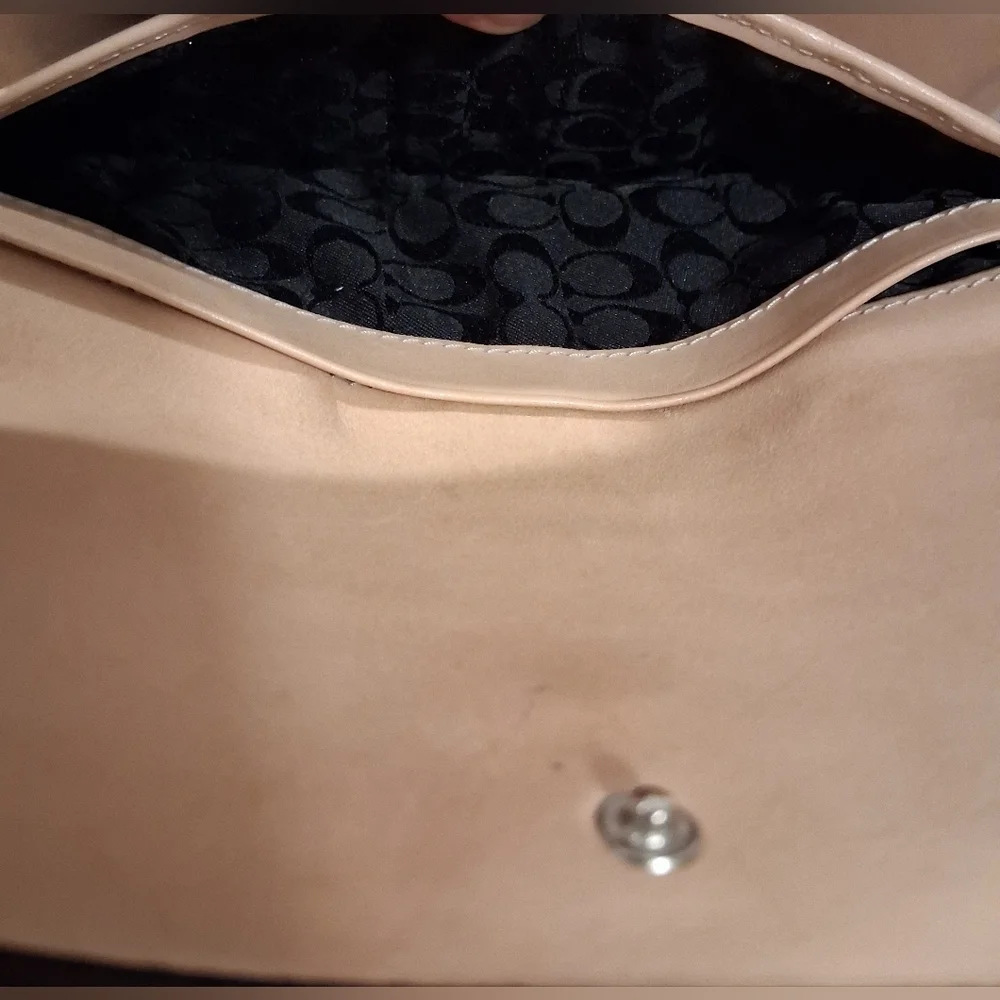 EUC Vintage Y2K Coach Soho Hampton Black Leather Trifold Clutch Wallet Bag